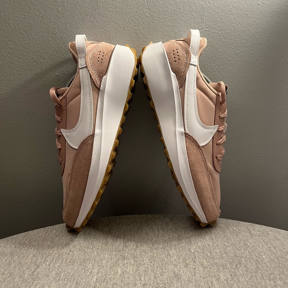 Nike Waffle Debut Pink White Casual Women's Shoe Size 7 DH9523-201 - Picture 8 of 11